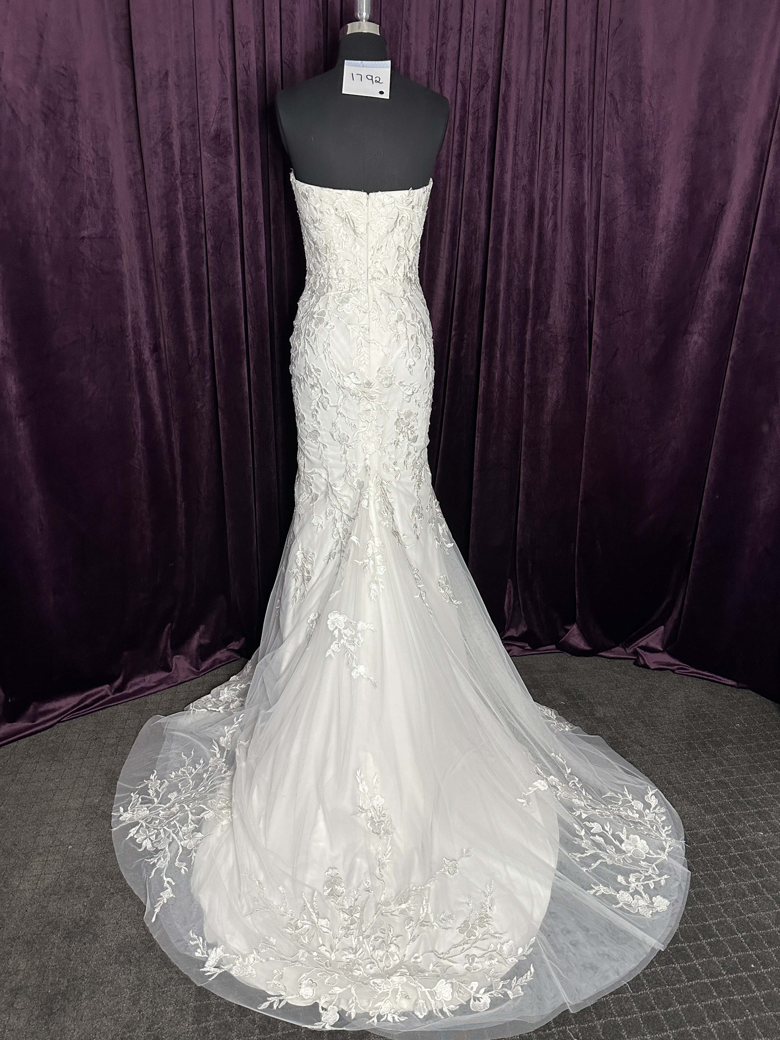 Strapless Sweetheart Neckline with Lace & Tulle Mermaid Wedding Dress - #1792