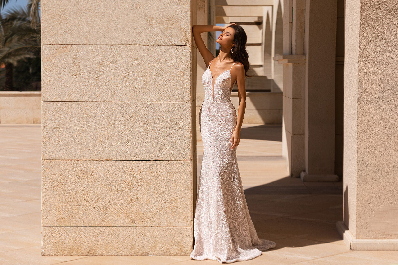 *NEW* Stunning Nude/Ivory Beaded Wedding Dress with Bikini and Plunge V Neckline #Spring