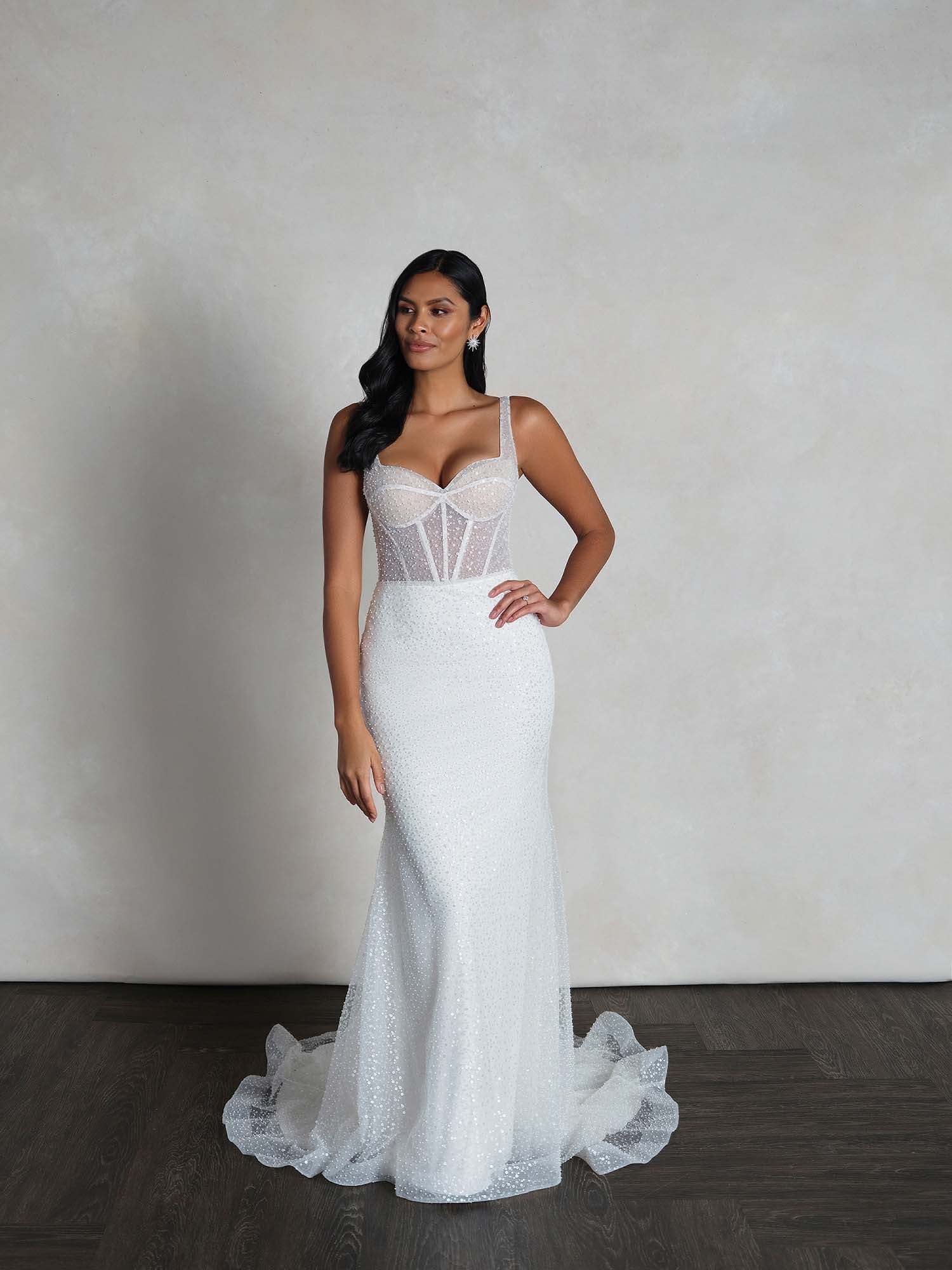NEW* Size 14 Fully Beaded Ivory Mermaid Style Scoop Neckline with Low NEW* Size 14 Fully Beaded Ivory Mermaid Style Scoop Neckline with Low