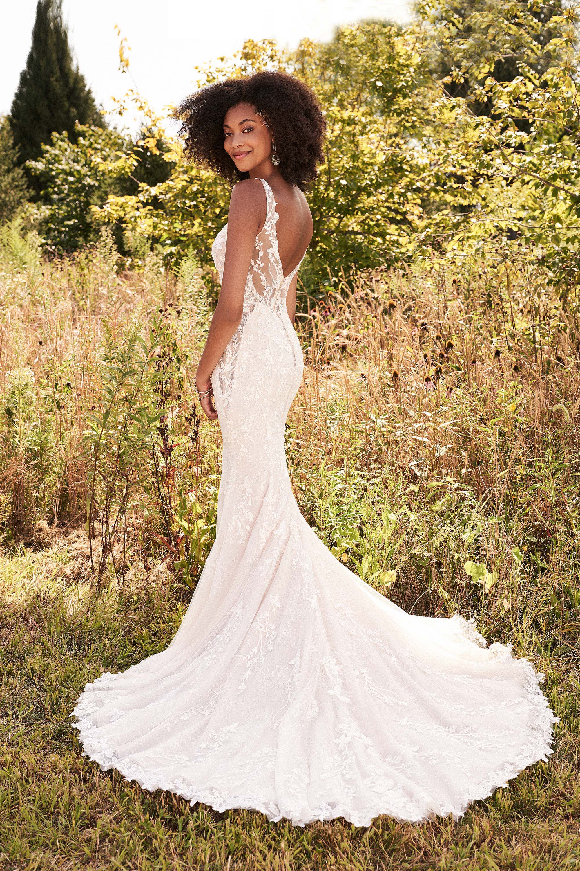 Show Sample: #66183 - Mermaid/Trumpet All Over Lace Lillian West Dress