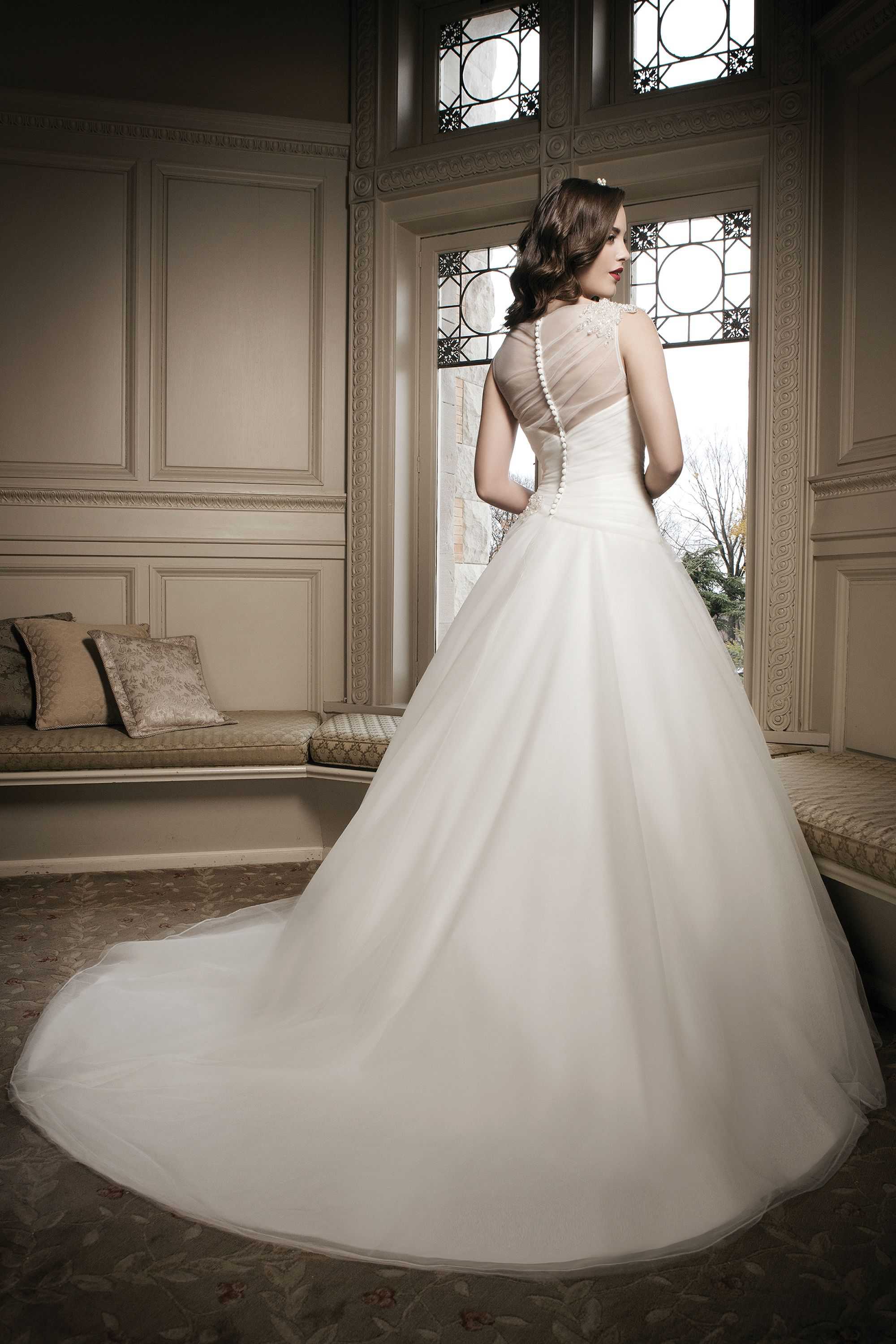 *NEW* Justin Alexander Designer Wedding Gown - #8685
