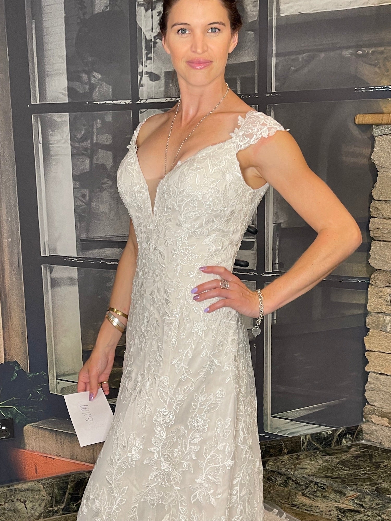 *NEW* Size 16 Drop Waistline Lace Bridal Dress with Strong Boning & Structure - #AB163