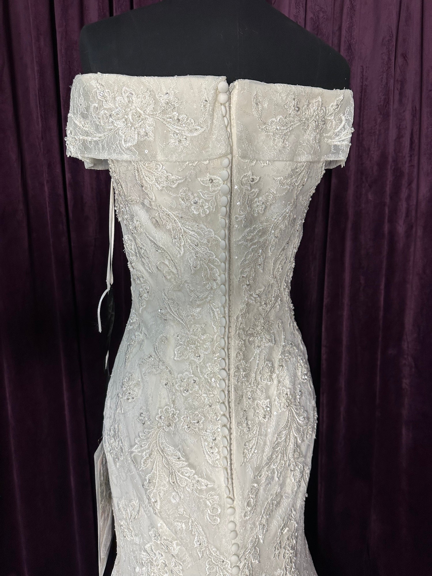 *NEW* Justin Alexander Off The Shoulder Full Lace Trumpet/Mermaid Style Size 12 - #88163