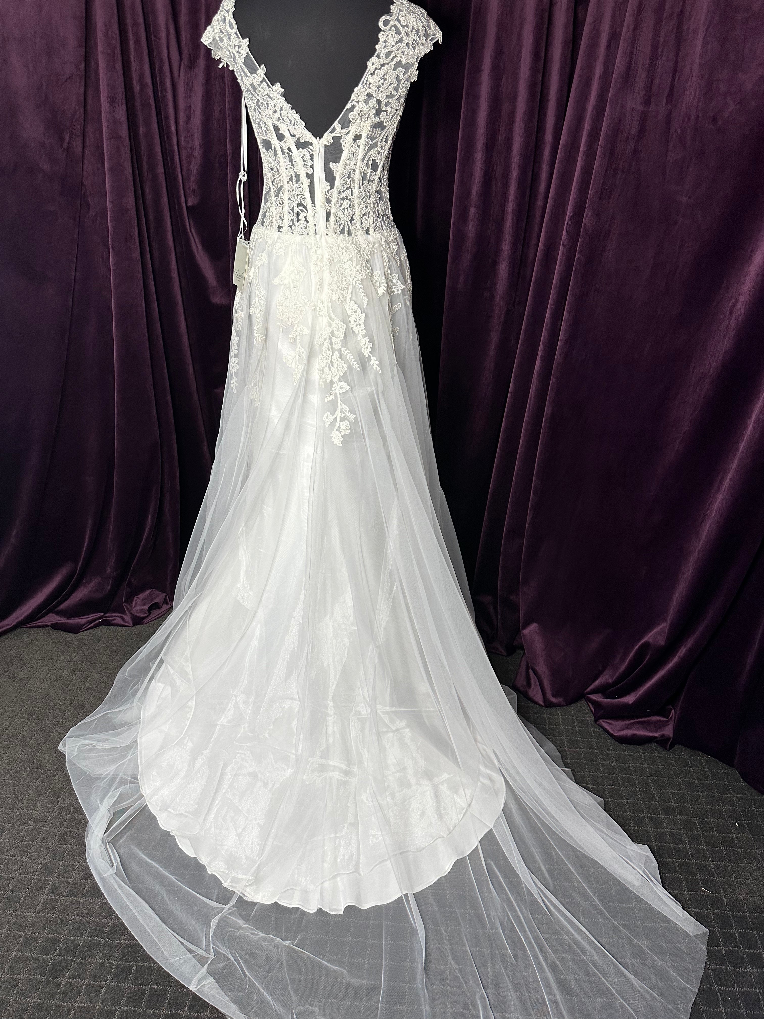 Online Wedding Dress #B1195