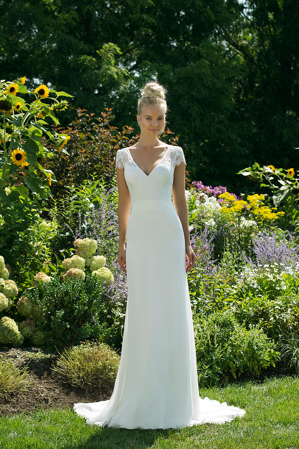 *NEW* Sweetheart Designer Wedding Gown - #11004