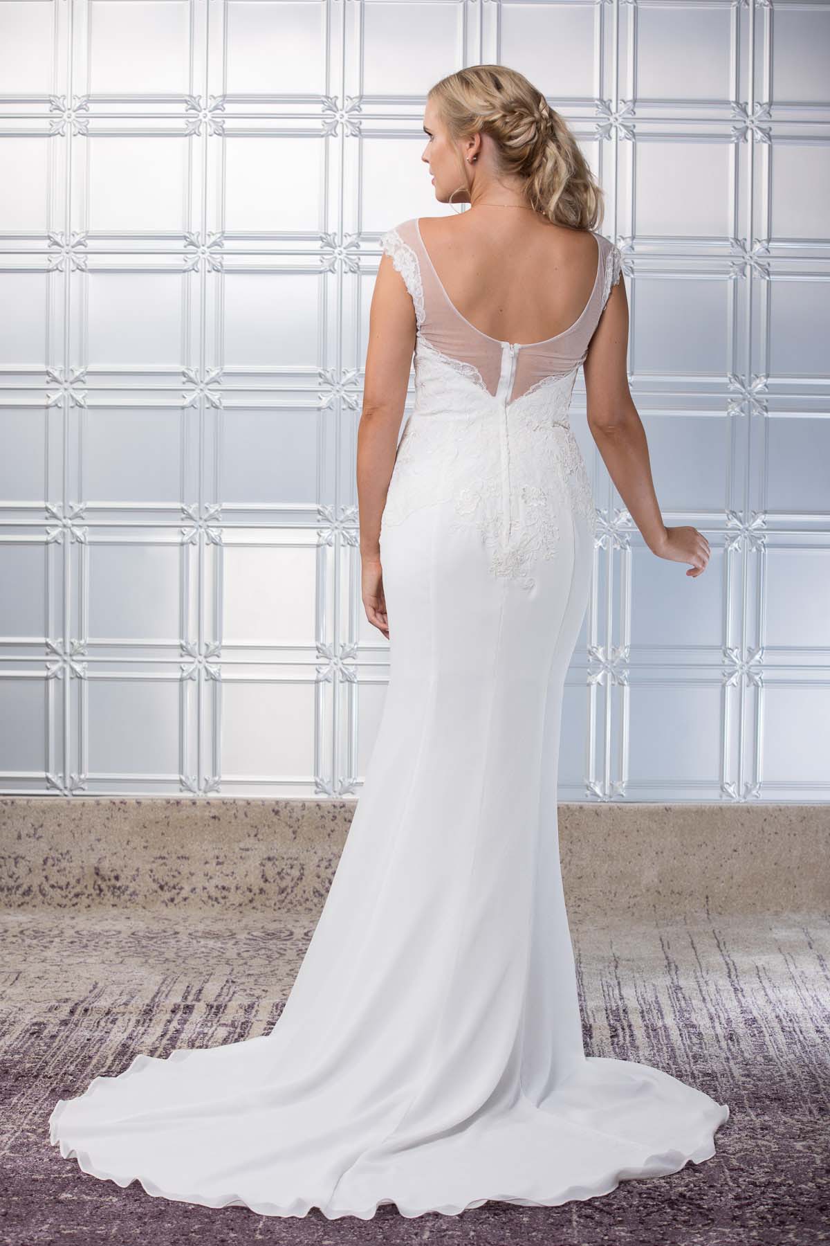 Plus Size Mermaid V Neckline V Back with Lace & Chiffon Gown Size 24- #1158