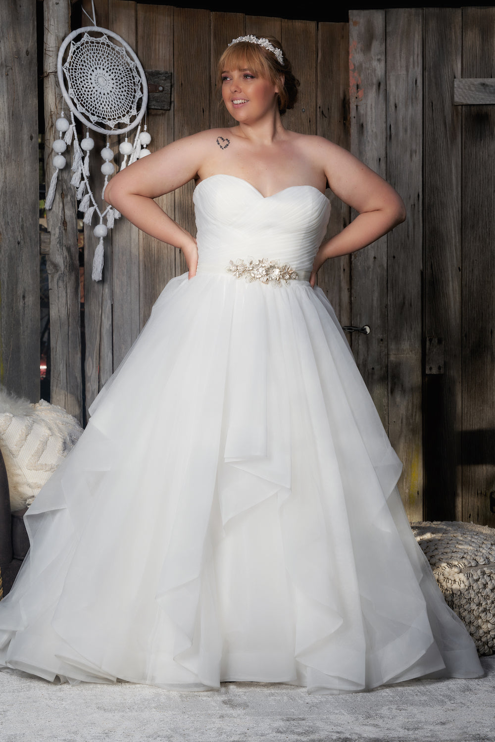 wedding dress size 18 ivory 5884, Texas Bridal Anla181 Molly size 12, 18 ivory Basque Waist ball gown
