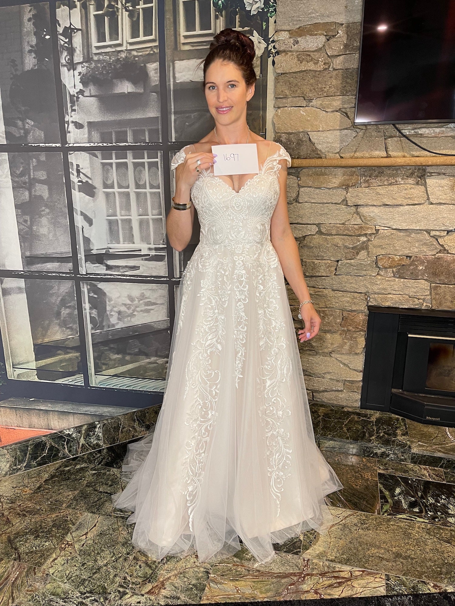 *NEW* Designer Wedding Gown Off Shoulder Cap Sleeve A-Line