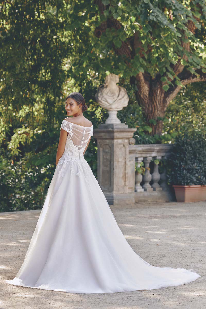 *NEW* Sincerity Off The Shoulder Tulle Ball Gown with Lace, Size 14 Wedding Gown - #44132