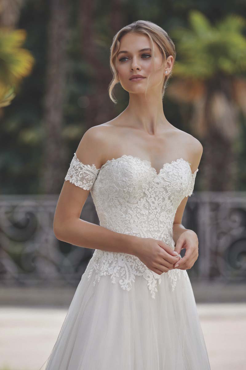*NEW* Sincerity Sweetheart Neckline Strapless Lace A-Line Bridal Gown Size 16 - #44137