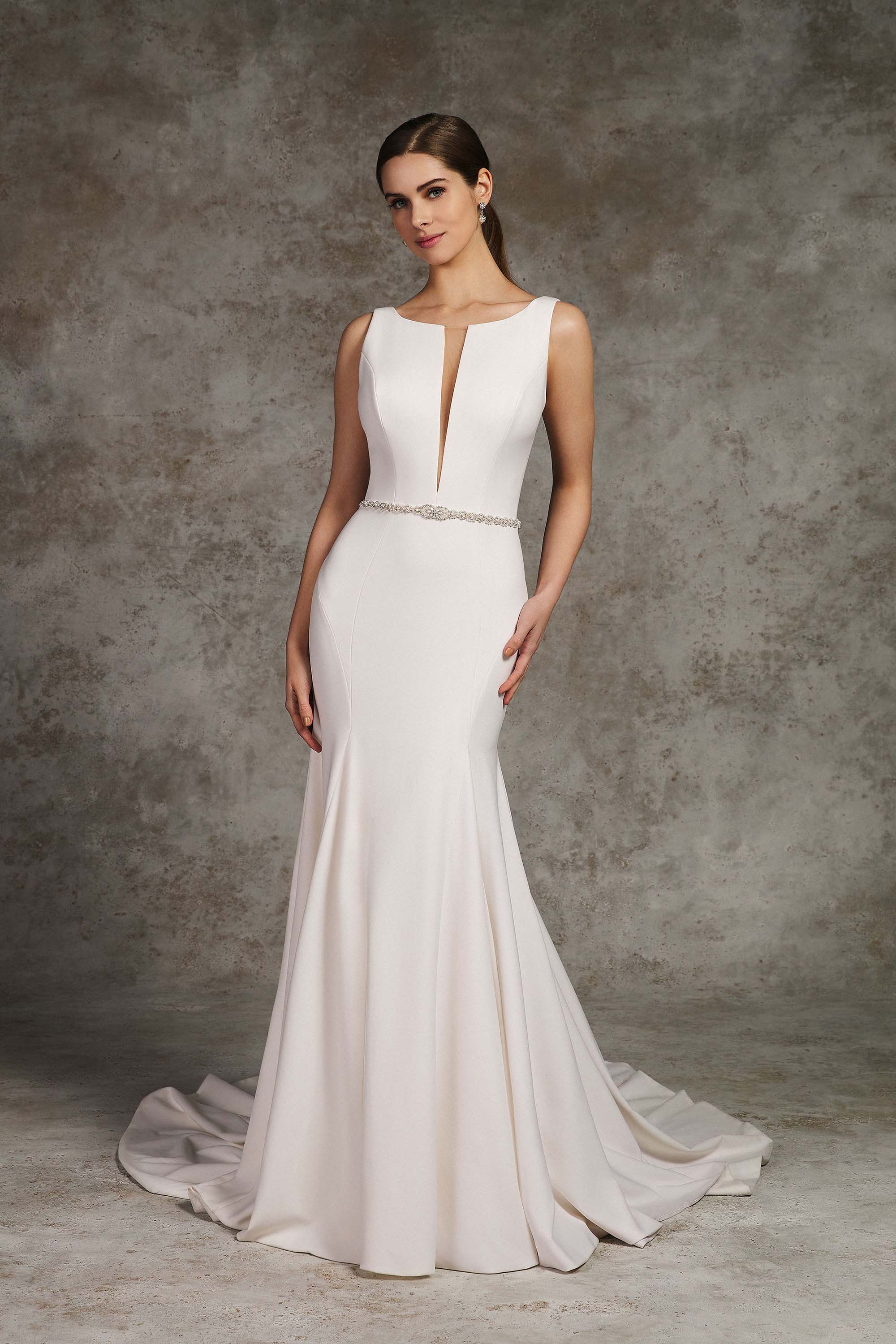 *NEW* Crepe Mermaid Style with High Neckline and Low Back Size 6 - #55055
