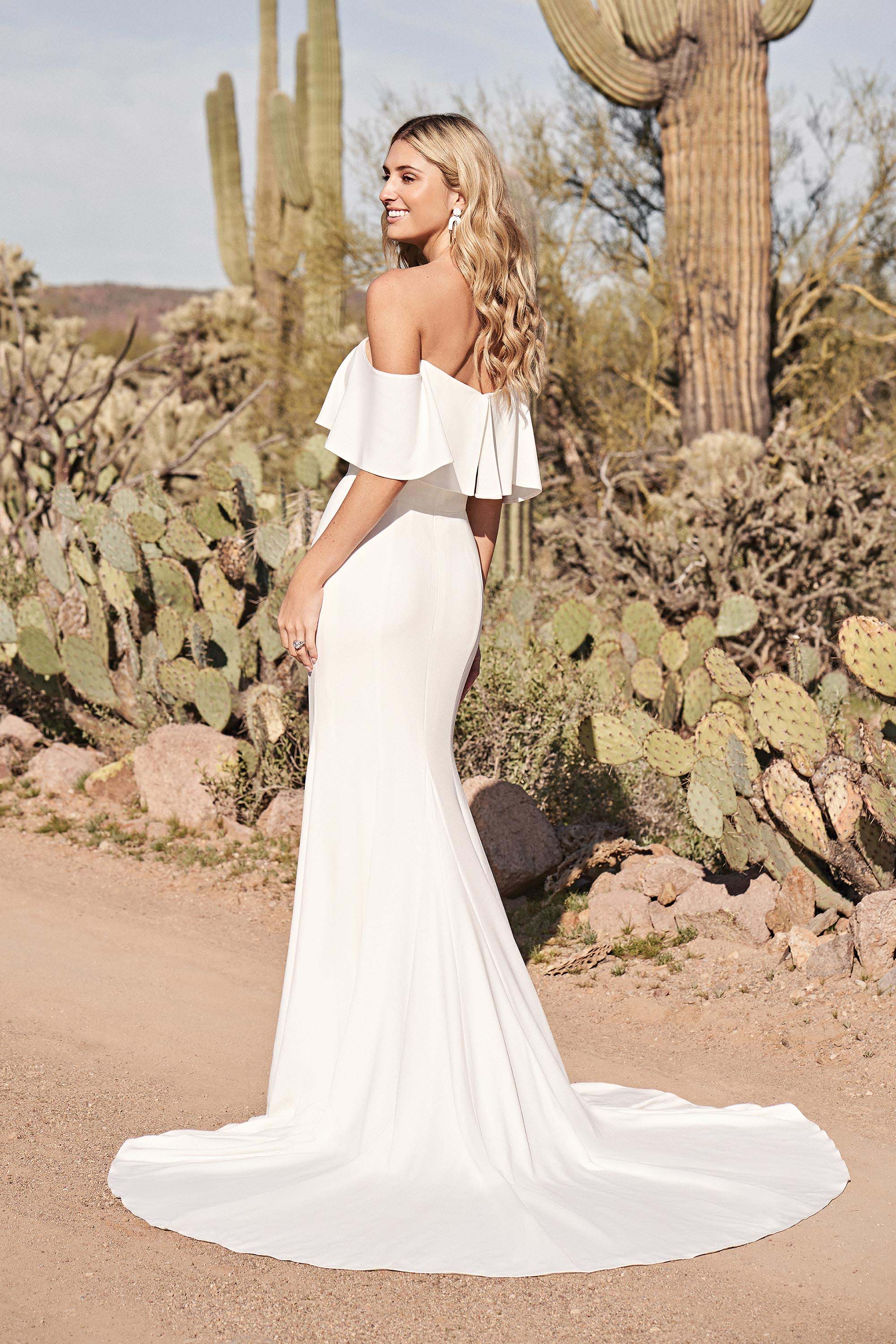 *NEW* Lillian West Crepe Mermaid/Trumpet Style with Off the Shoulder Collar Size 16 - #66151