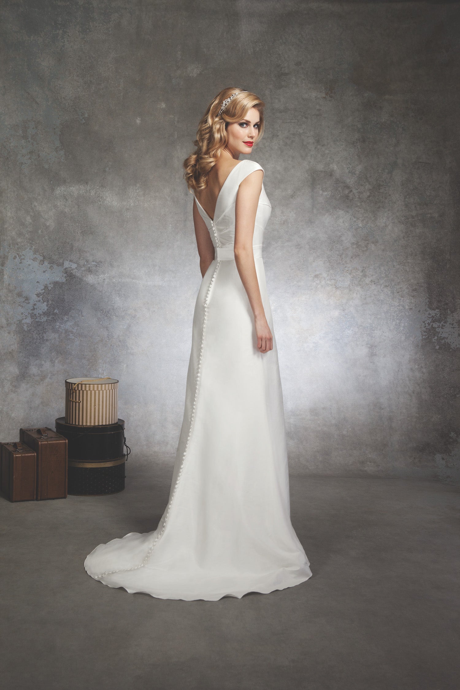 *NEW* Justin Alexander Silk Trumpet Style Bridal Dress with Wide V Neckline - #8667