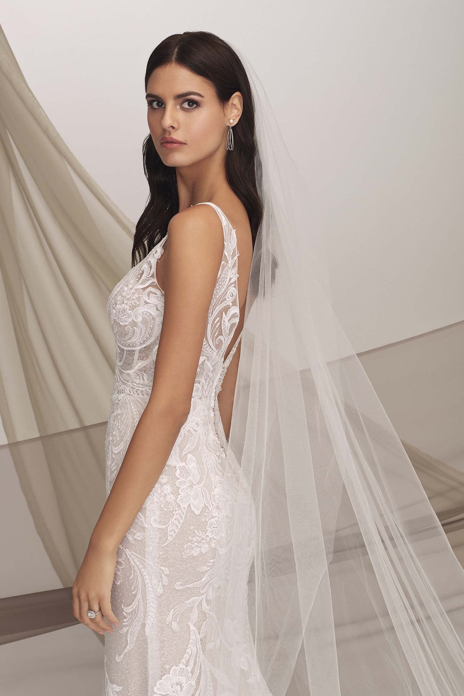 *NEW* Justin Alexander Signature Mermaid Style Full Lace with V Neckline & V Back Size 16 - #99130