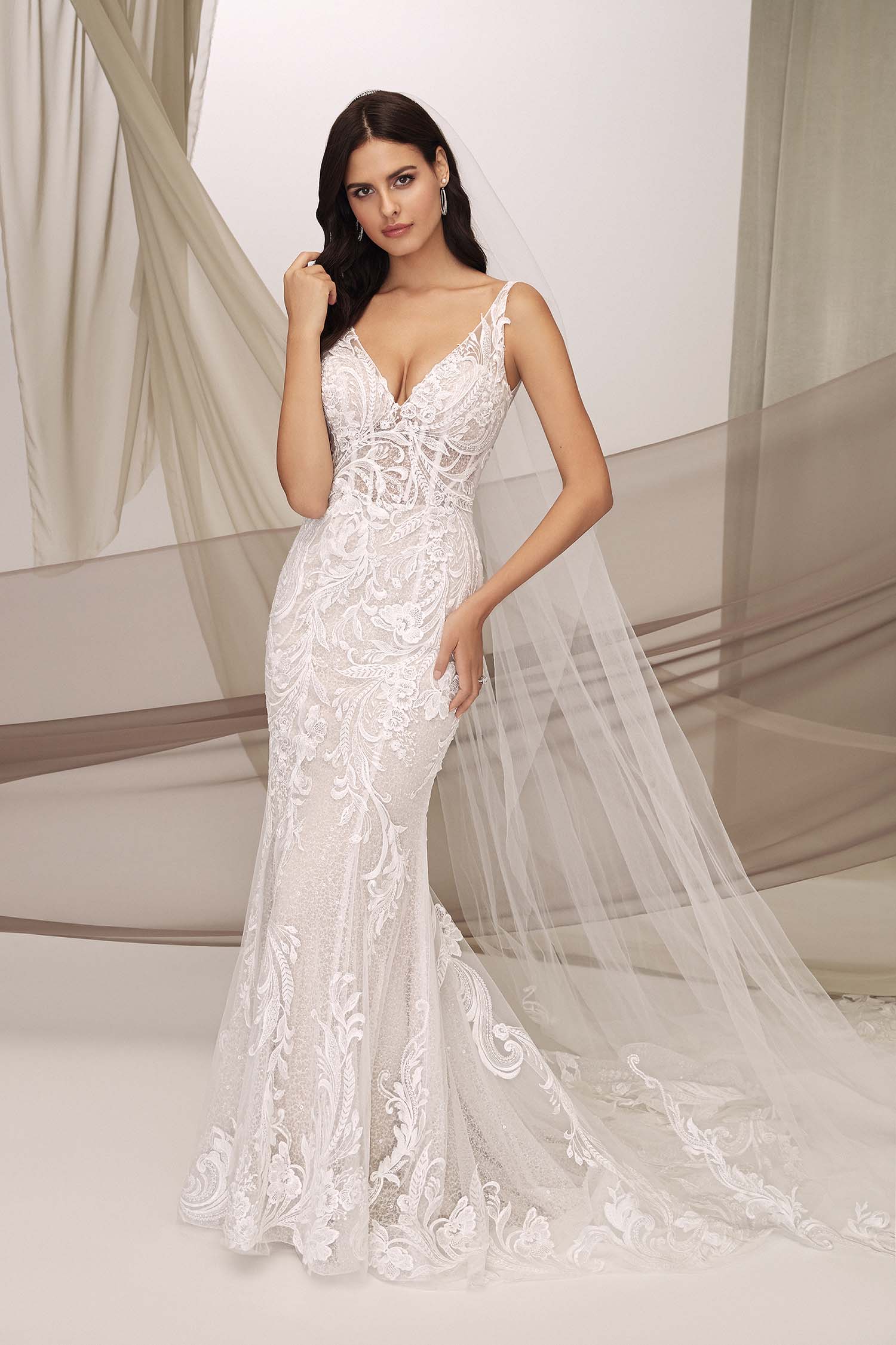 *NEW* Justin Alexander Signature Mermaid Style Full Lace with V Neckline & V Back Size 16 - #99130