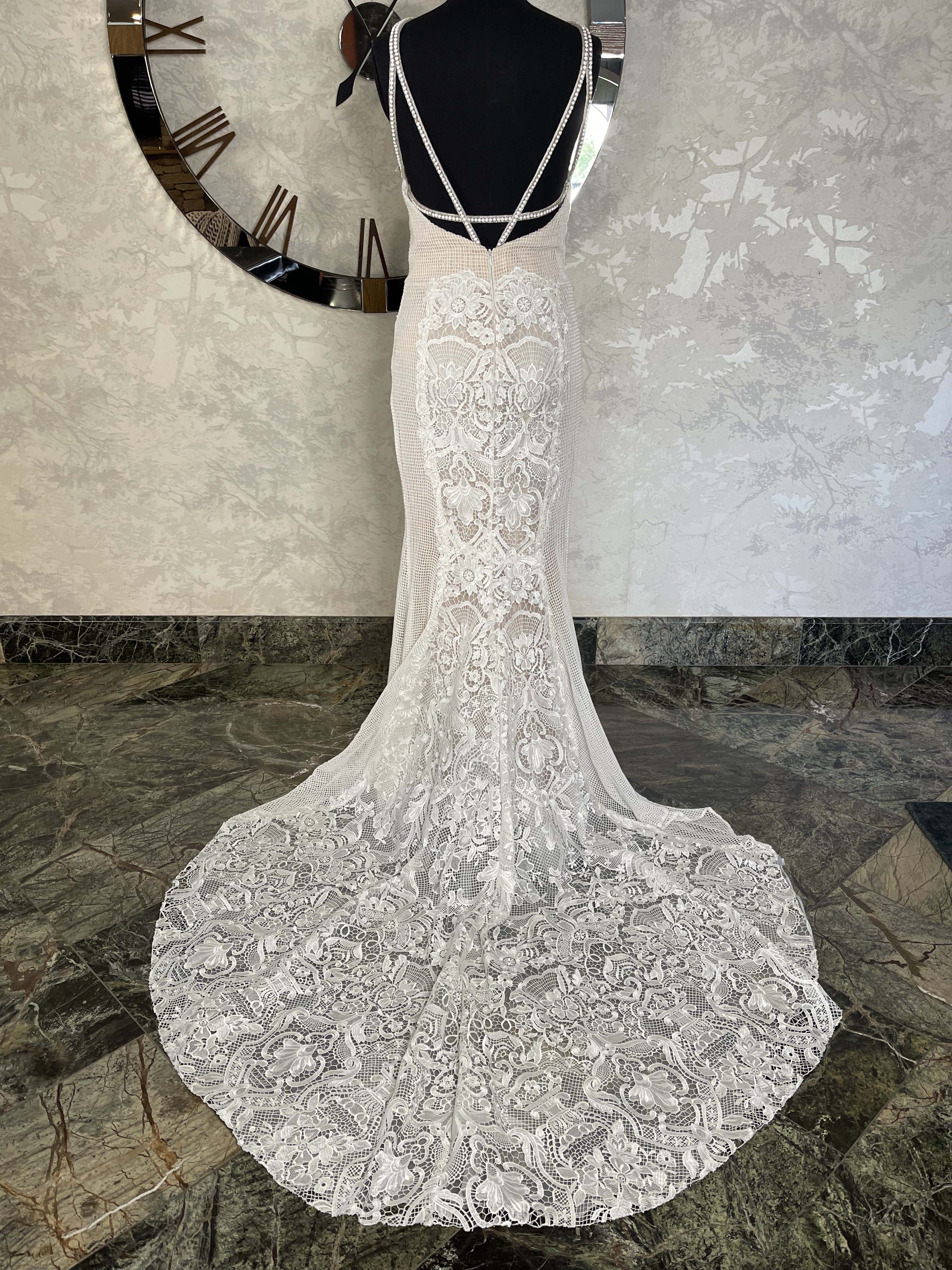 Online Wedding Dress - Gemmy Malouf #B1224