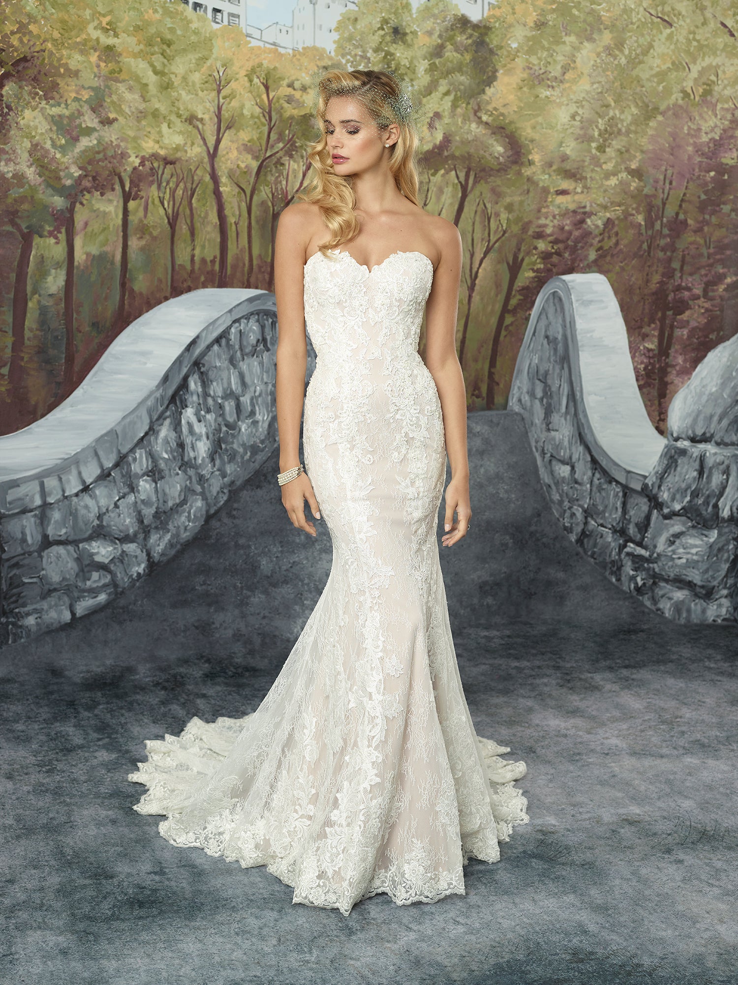 *NEW* Justin Alexander Strapless Lace Mermaid Dress with Comfortable Stretch Jersey Lining- #8920