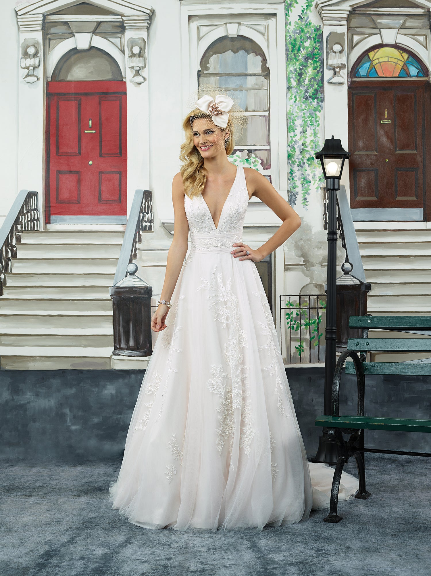 *NEW* Justin Alexander Designer Wedding Gown - #8953
