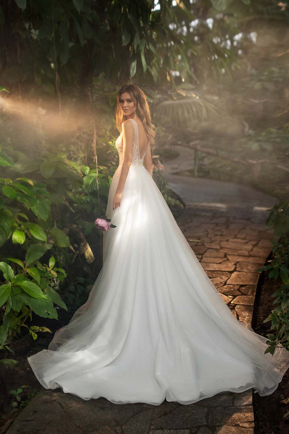 Made To Order #Rozalina - V Neckline Beaded Bodice, Tulle Skirt Bridal Gown
